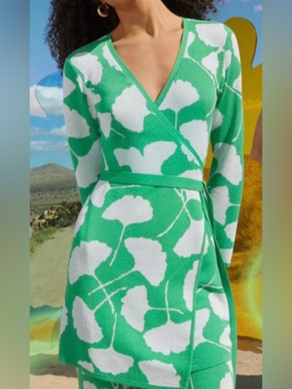 Diane Von Furstenberg Green & White Floral Wrap Tunic